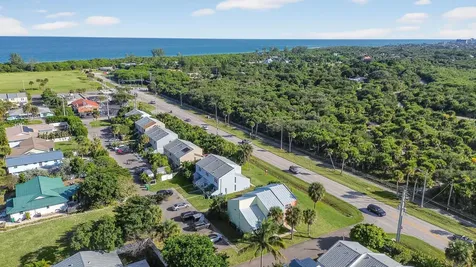 1000 Shorewinds Drive Hutchinson Island FL 34949