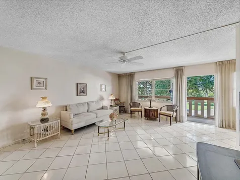 3002 Ventnor Deerfield Beach FL 33442