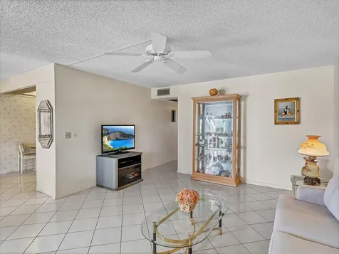 3002 Ventnor Deerfield Beach FL 33442