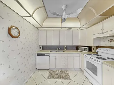 3002 Ventnor Deerfield Beach FL 33442