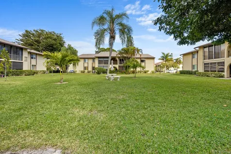 306 Pine Ridge Circle Greenacres FL 33463