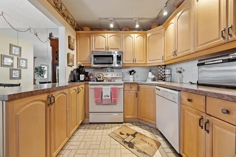 306 Pine Ridge Circle Greenacres FL 33463