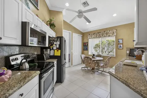 9146 Bay Point Circle West Palm Beach FL 33411