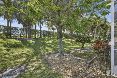 9146 Bay Point Circle West Palm Beach FL 33411