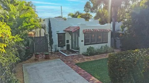 744 Penn Street West Palm Beach FL 33401