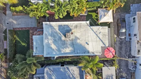 744 Penn Street West Palm Beach FL 33401