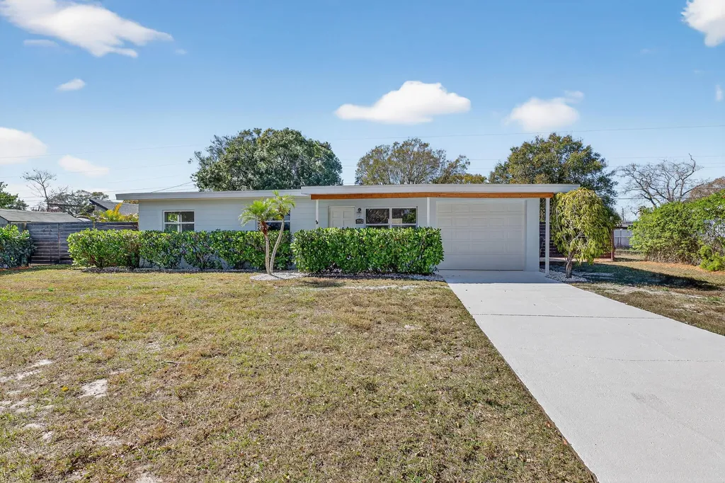 1932 Cedarwood Drive Melbourne FL 32935