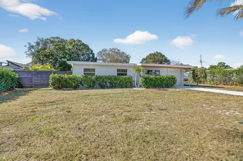 1932 Cedarwood Drive Melbourne FL 32935