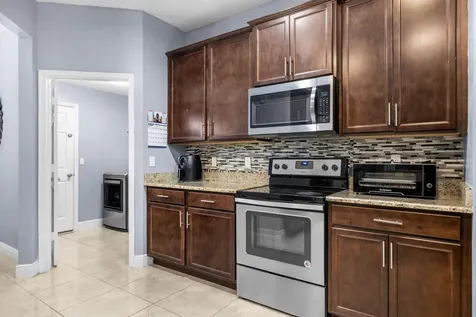 1585 Sw Merchant Lane Port Saint Lucie FL 34953