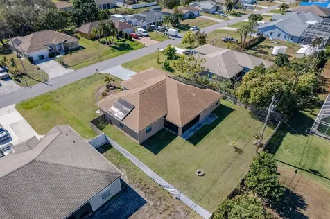 1585 Sw Merchant Lane Port Saint Lucie FL 34953