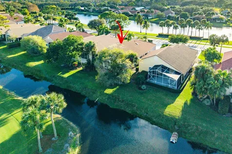 12902 Touchstone Place Palm Beach Gardens FL 33418