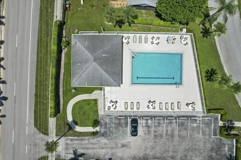102 Doe Trail Jupiter FL 33458