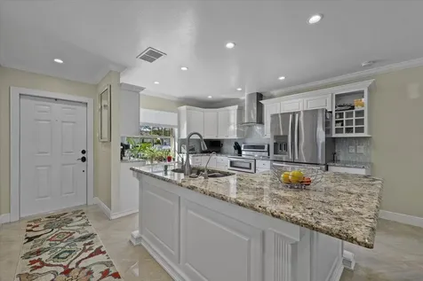 102 Doe Trail Jupiter FL 33458