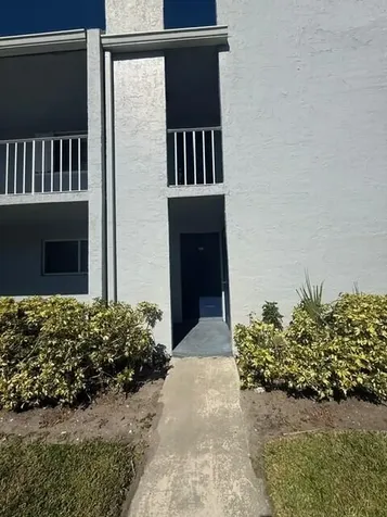 2900 Sw 22nd Avenue Delray Beach FL 33445