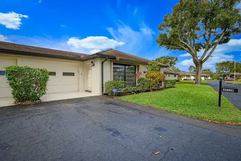 4731 Greentree Drive Boynton Beach FL 33436