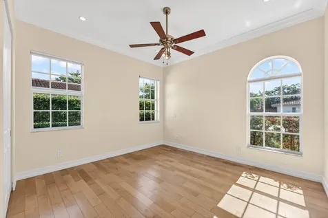 2920 Spanish River Road Boca Raton FL 33432