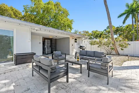 1812 Sw 9th Street Fort Lauderdale FL 33312