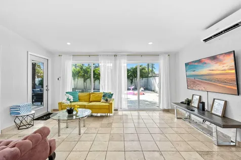 1812 Sw 9th Street Fort Lauderdale FL 33312