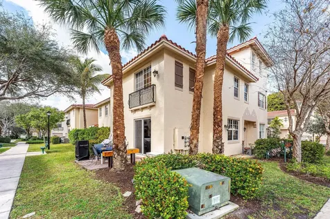 110 Stone Harbor Way Delray Beach FL 33444
