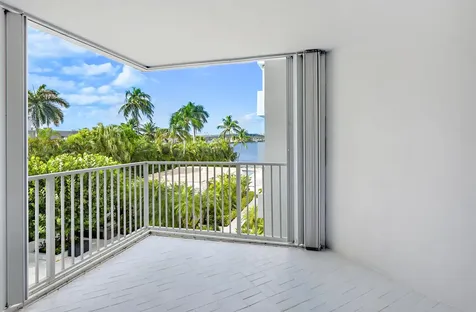 2860 S Ocean Boulevard Palm Beach FL 33480