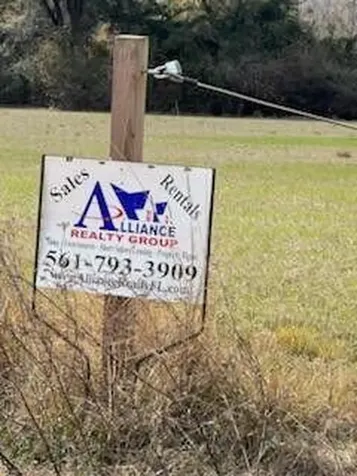 5123 Elmore Road Marianna FL 32446