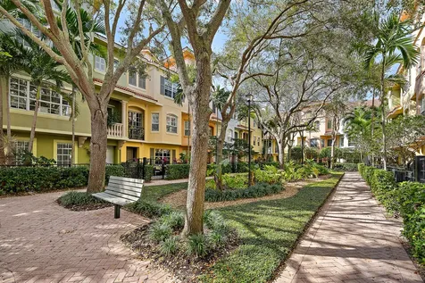 2739 Ravella Way Palm Beach Gardens FL 33410