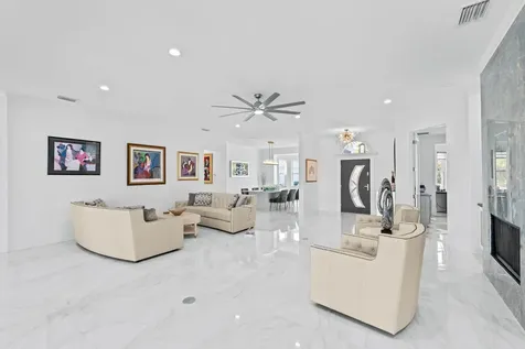 7833 Sabal Lake Drive Port Saint Lucie FL 34986