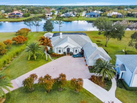 7833 Sabal Lake Drive Port Saint Lucie FL 34986