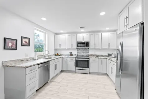 7833 Sabal Lake Drive Port Saint Lucie FL 34986