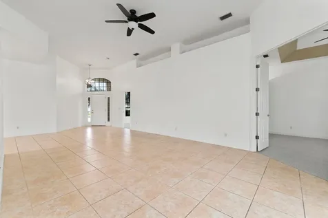 435 Sw Jefferson Circle Port Saint Lucie FL 34986
