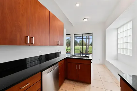 435 Sw Jefferson Circle Port Saint Lucie FL 34986