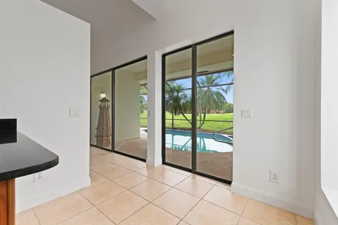 435 Sw Jefferson Circle Port Saint Lucie FL 34986