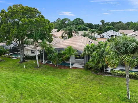 435 Sw Jefferson Circle Port Saint Lucie FL 34986