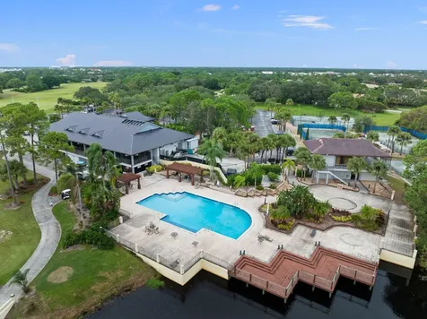 435 Sw Jefferson Circle Port Saint Lucie FL 34986