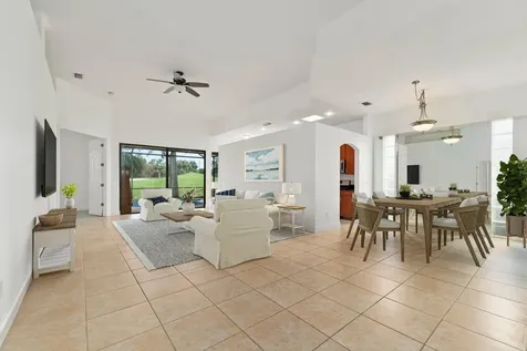 435 Sw Jefferson Circle Port Saint Lucie FL 34986