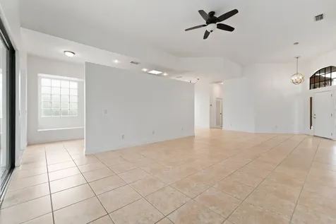 435 Sw Jefferson Circle Port Saint Lucie FL 34986