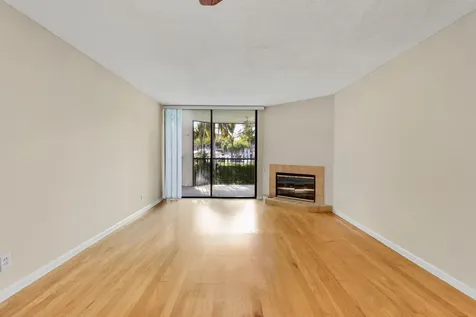 122 Bay Colony Drive Juno Beach FL 33408