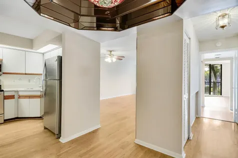 122 Bay Colony Drive Juno Beach FL 33408