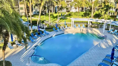 122 Bay Colony Drive Juno Beach FL 33408