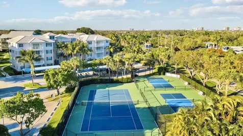 122 Bay Colony Drive Juno Beach FL 33408