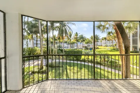 122 Bay Colony Drive Juno Beach FL 33408