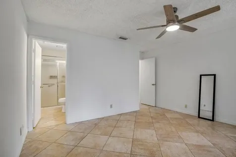540 Shady Pine Way Greenacres FL 33415