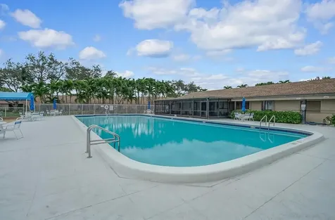 540 Shady Pine Way Greenacres FL 33415