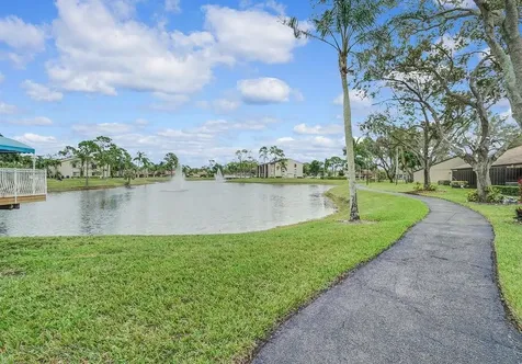 540 Shady Pine Way Greenacres FL 33415
