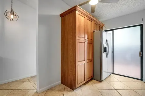 540 Shady Pine Way Greenacres FL 33415