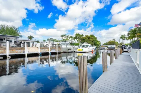 2431 Key Largo Lane Fort Lauderdale FL 33312
