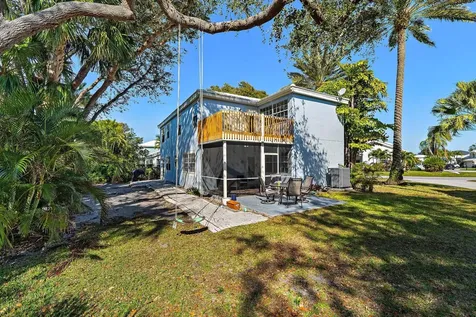 18213 SE Fairview Circle Jupiter FL 33469