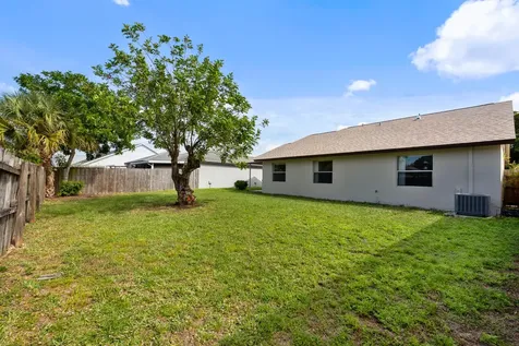 209 Wandering Trail Jupiter FL 33458