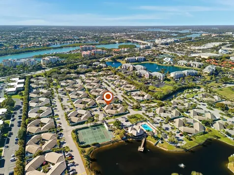 1127 E Seminole Avenue Jupiter FL 33477