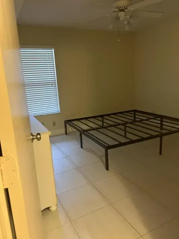 5701 Camino Del Sol Boca Raton FL 33433